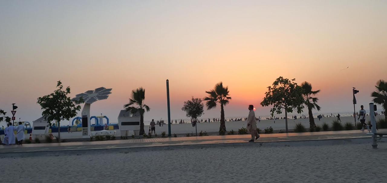 Jumeirah Beach Villa 迪拜 外观 照片